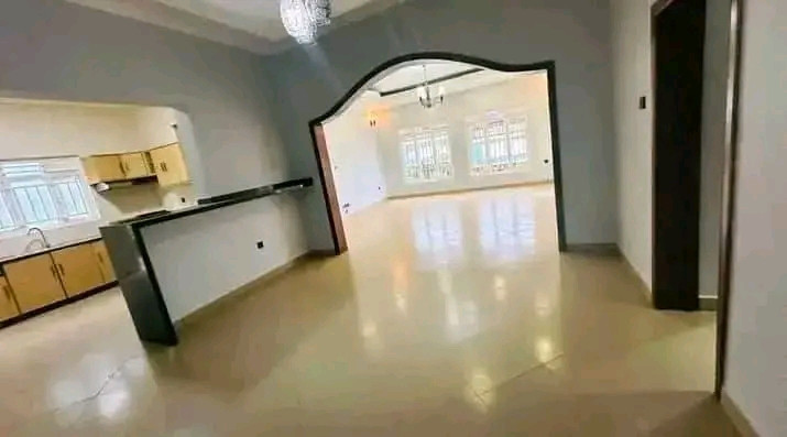 house-for-sale-with-big-plot-in-kigali-kimironko-near-market-big-9