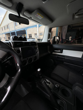 tb-130-toyota-toyota-fj-automatic-2015-for-sale-at-35500-usd-big-10