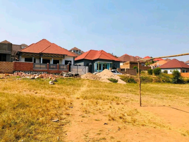 kanombe-busanza-residential-plot-for-sale-20milion-big-0