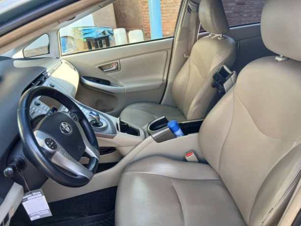 toyota-prius-idahinduye-2014-for-sale-13-m-big-0