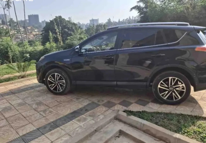 toyota-rav4-hybrid-2016-for-sale-big-3