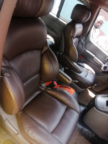 hyundai-starex-big-2