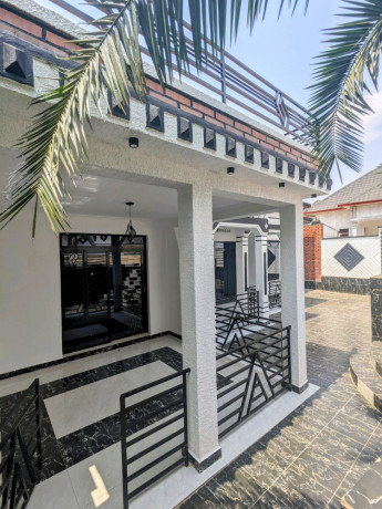 kigali-nice-new-unfurnished-house-for-rent-in-kicukiro-niboye-big-2