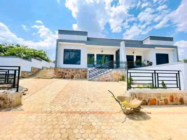 amazing-unfurnished-house-for-rent-in-kimironko-near-kigali-parents-school-big-5