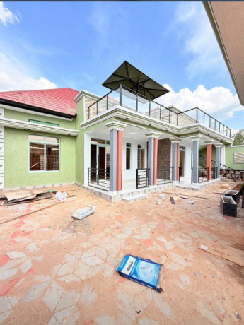 kicukiro-kagarama-hause-for-sale-big-0