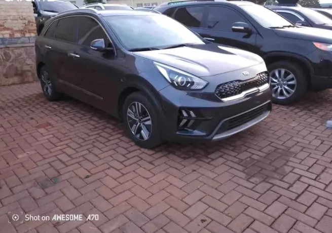 kia-niro-hybrid-2020-for-sale-big-3