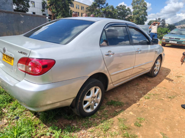 toyota-altis-big-1