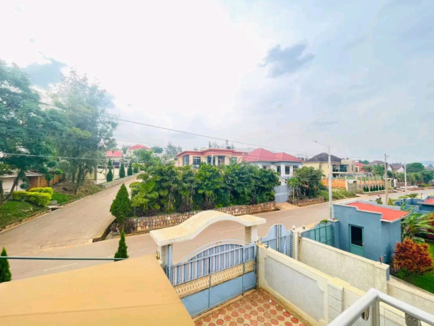 unfurnished-house-for-rent-in-kimironko-big-4