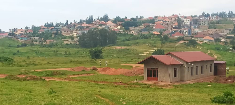 maisizi-plot-for-sale-big-1