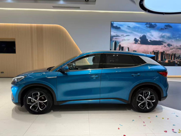 byd-yuan-plus-2022-electric-suv-for-sale-big-10