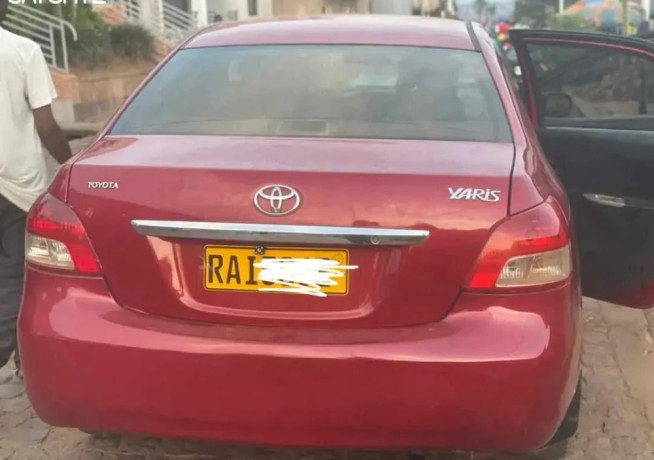 toyota-yaris-big-3