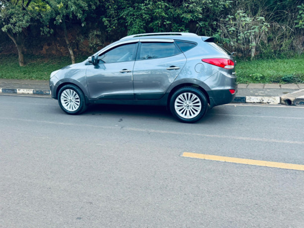 hyundai-tucson-big-1