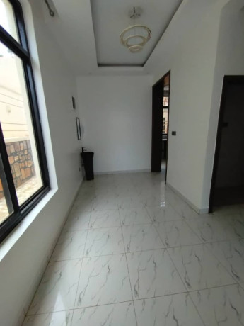 unfurnished-house-for-rent-in-kigali-kimironko-in-vp-neighborhood-on-tarmac-road-house-consist-2bedrooms-3bathrooms-at-700k-big-4