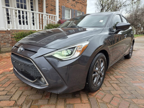 used-2020-toyota-yaris-big-6