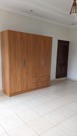 bb-014-gacuriro-very-nice-unfurnished-house-for-rent-big-6