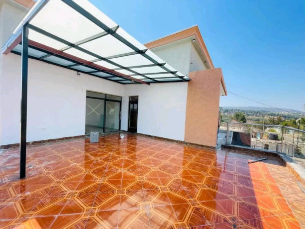 kimironko-house-for-sale-500milions-call-whatsapp-spacious-en-suite-bedrooms-7-modern-bathrooms-big-4