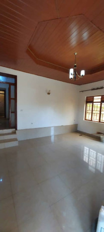 kigali-unfurished-house-for-rent-in-muyange-big-0