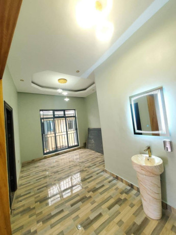 kibagabaga-kigali-rwanda-house-for-rent-big-2