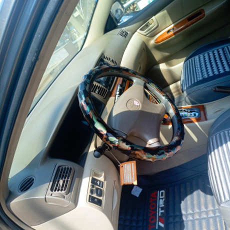 toyota-altis-big-3