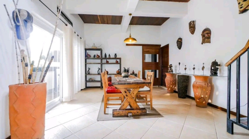 house-for-sale-in-nyarutarama-at-1m-negotiable-it-has-big-10