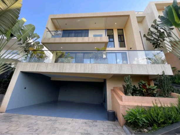 gacuriro-fully-furnished-4bedrooms-house-for-rent-at-3000-in-good-location-big-0