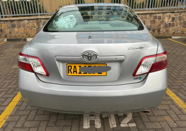toyota-camry-big-2