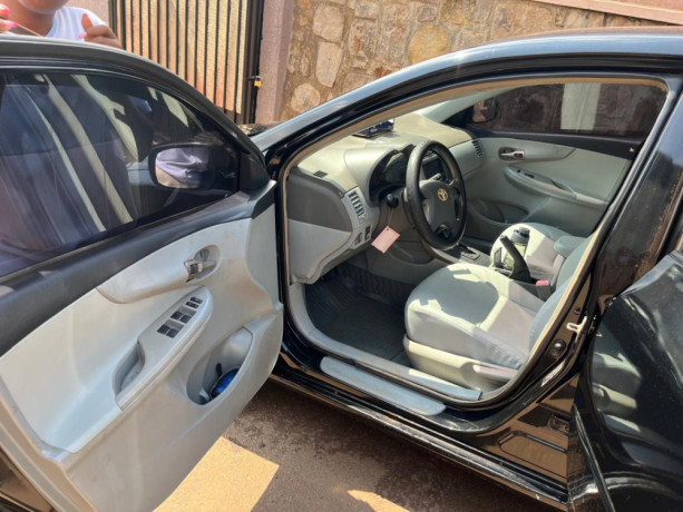 toyota-corolla-big-2