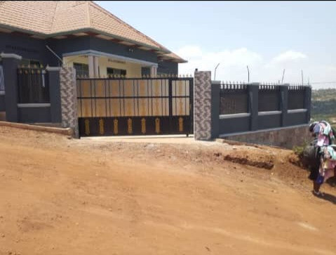maison-a-vendre-a-gahanga-big-0