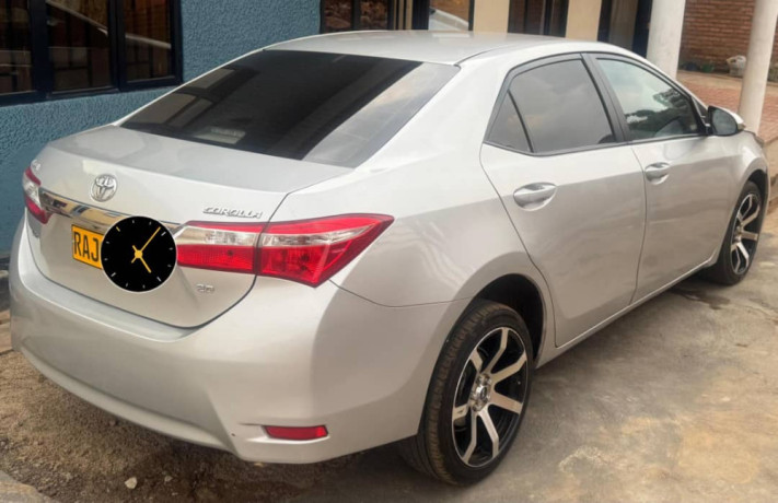 toyota-corolla-big-1