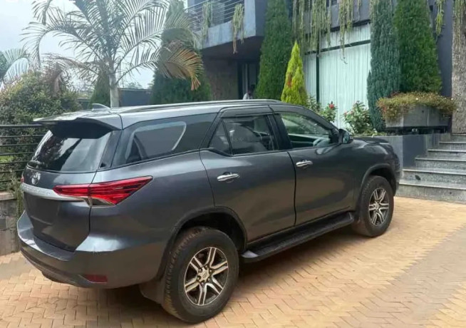 car-for-sale-big-2