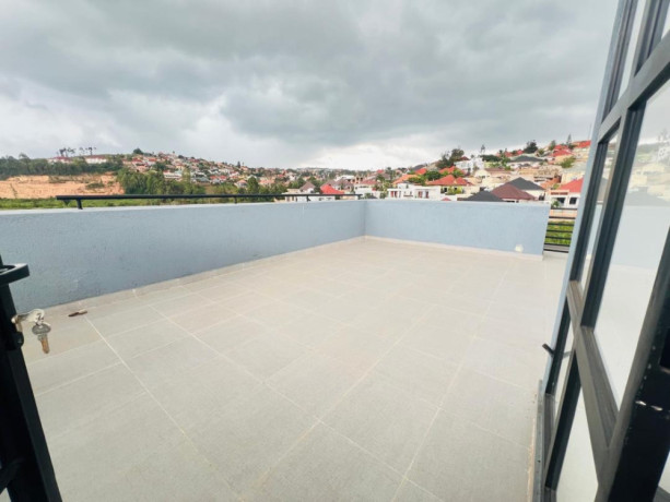 kibagabaga-affordable-modern-house-for-sale-in-kigali-big-5