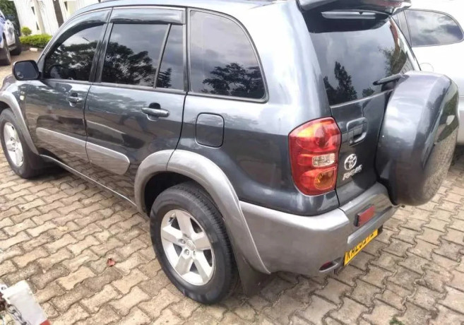 toyota-rav4-automatic-2005-for-sale-big-0