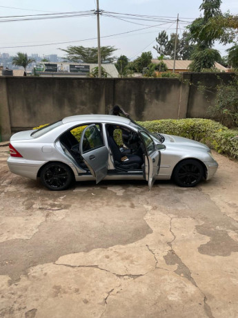 mercedes-benz-big-0