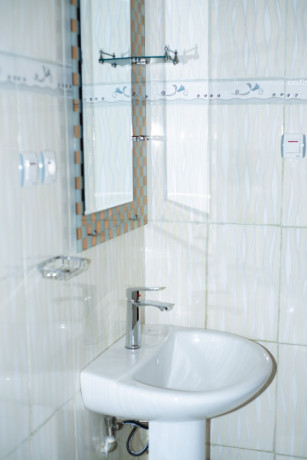 tb003-kibagabaga-kibagabaga-very-nice-fully-furnished-house-for-rent-at-lowest-price-big-9