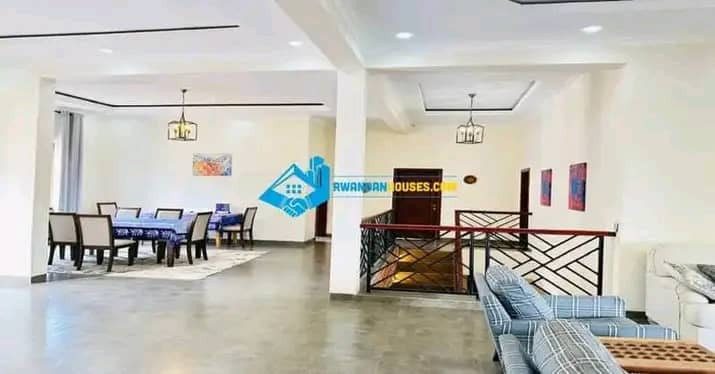 full-furnished-house-for-rent-in-rebero-in-vip-neighbourhood-big-3