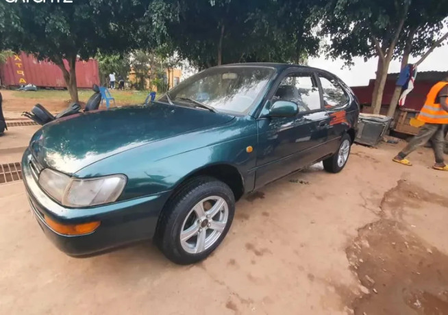 toyota-corolla-big-0