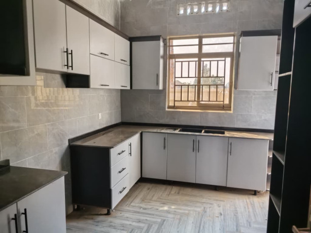 modern-house-for-sale-in-kicukiro-at-170m-big-4