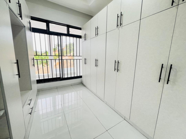 kibagabaga-near-hospital-beautiful-house-for-sale-in-kigali-big-5