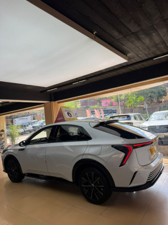 honda-ns2-2023-electric-vehicle-for-sale-big-4