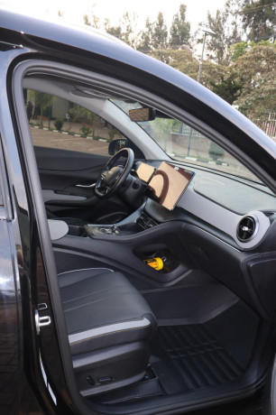 ep-063-2025-byd-sealion-05-dm-i-plug-in-hybrid-suv-big-10