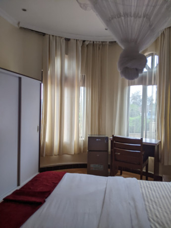 fully-furnished-studio-apartment-for-rent-in-nyarutarama-big-6