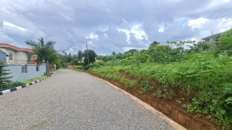 prime-residential-plot-kinyinyaopposite-green-city-kigali-big-2