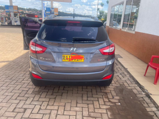 hyundai-tucson-big-1