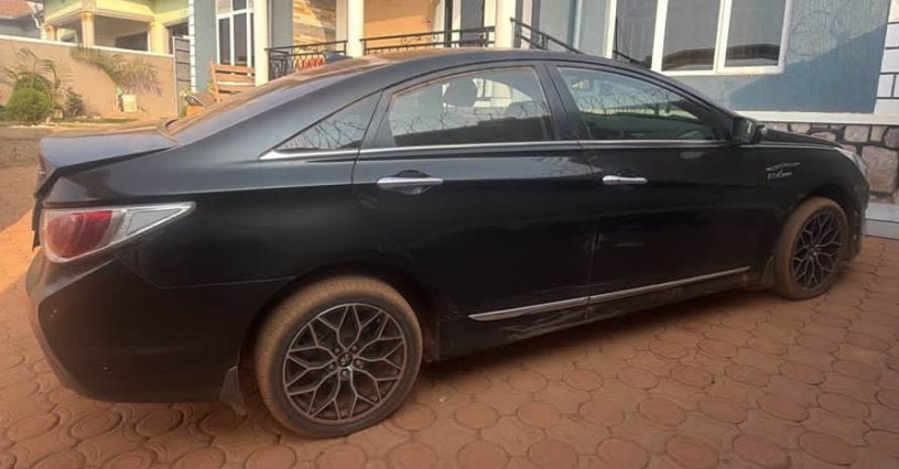 hyundai-sonata-big-2
