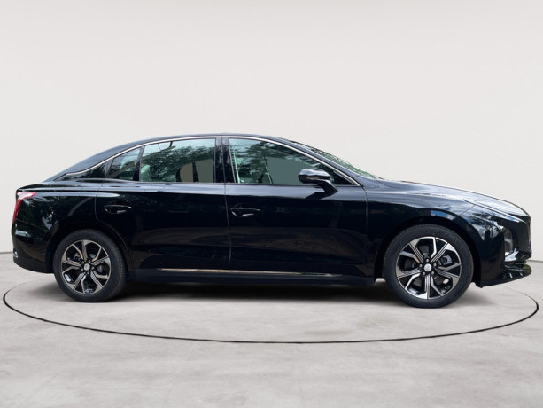hongqi-e-qm5-big-5