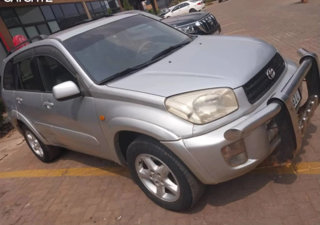 toyota-rav4-automatic-for-sale-big-3