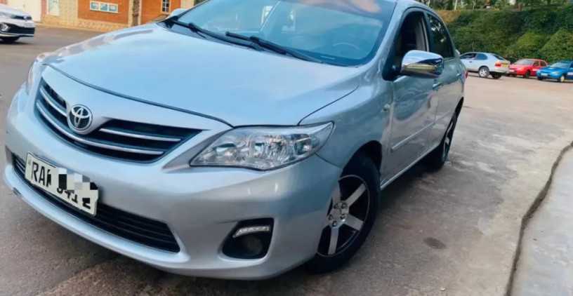 toyota-corolla-big-4