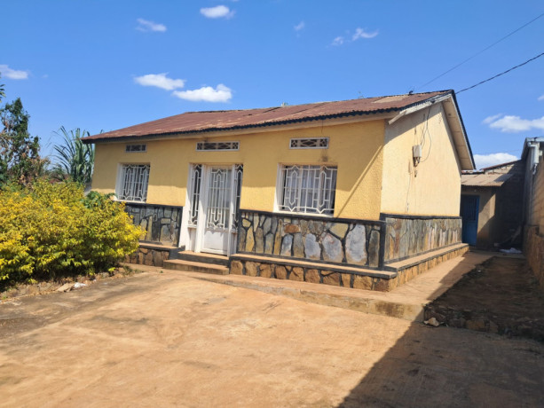 gisozi-residential-plot-for-sale-85million-big-1