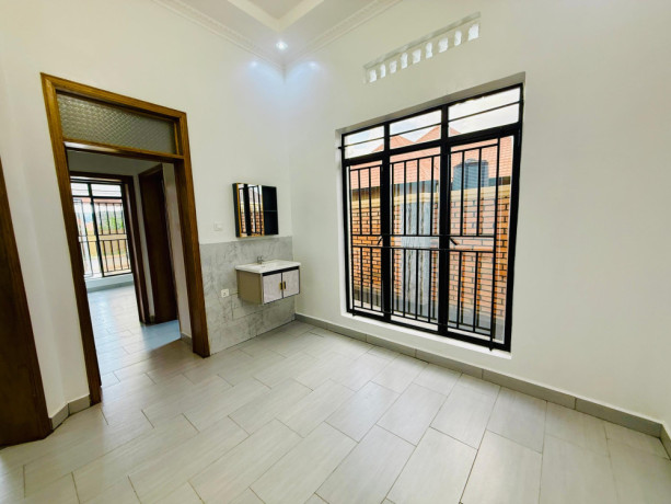 kigali-rwanda-house-for-sale-in-kagarama-muyange-big-4