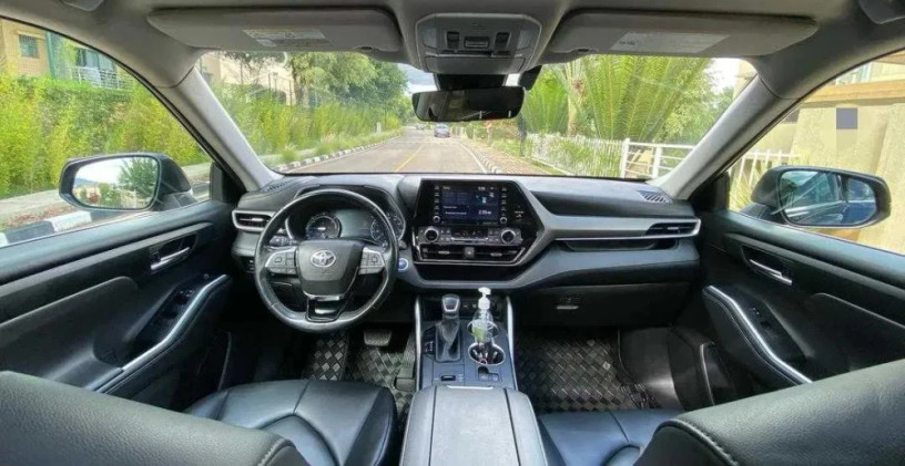 toyota-highlander-hybrid-for-sale-big-2